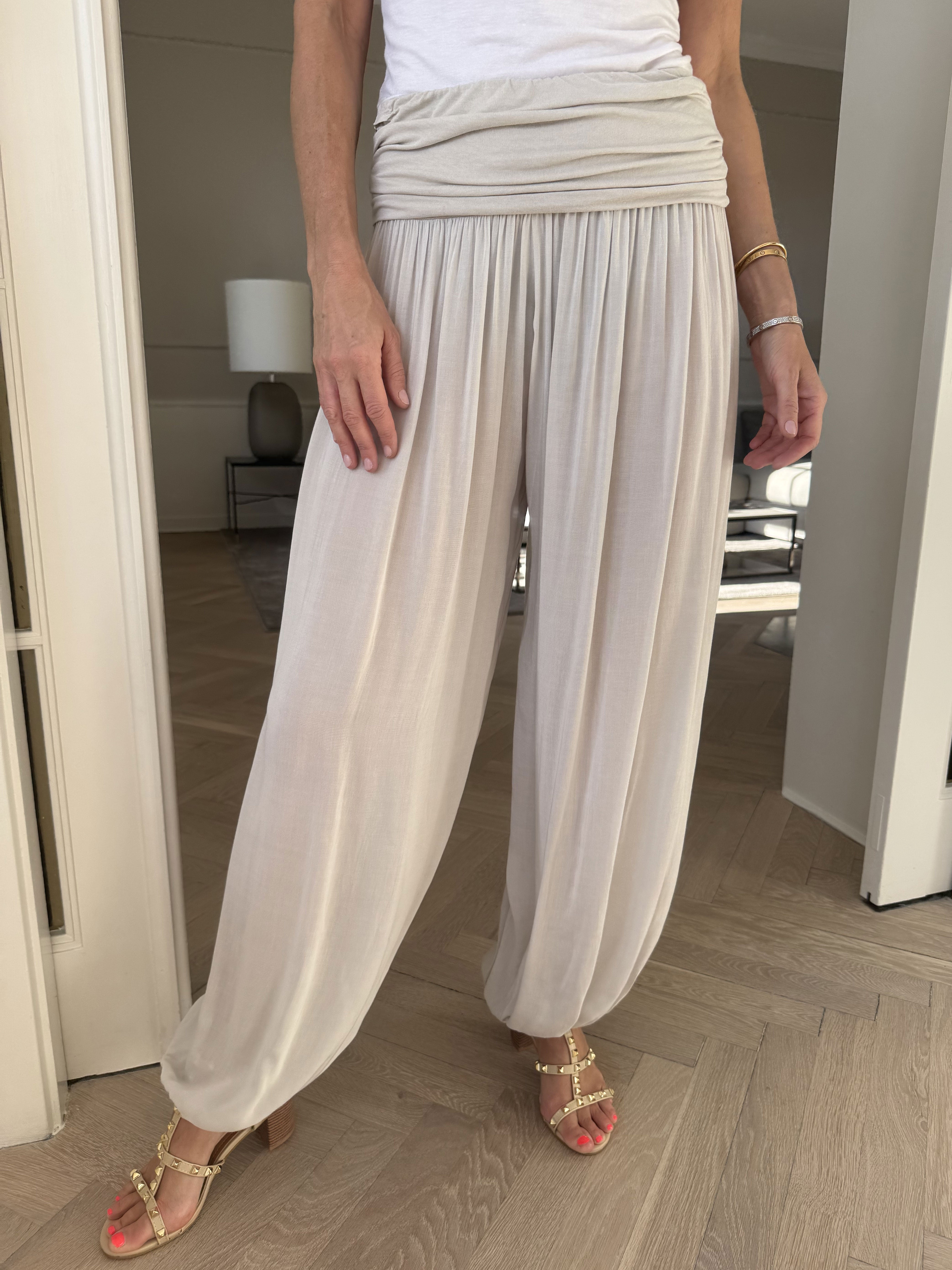 Drew - Ensfarvet boheme bukser i let viskose